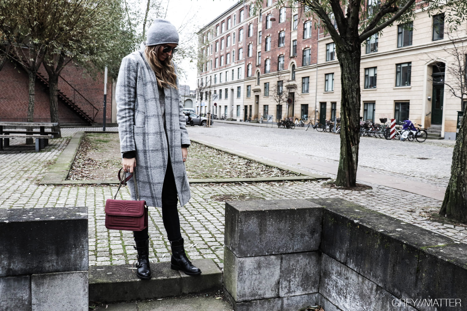 greymatter-iammuse-muse-ternet-jakke-frakke.jpg