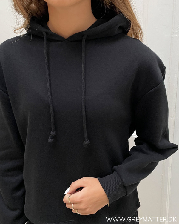 Dametøj - Sort hoodie til kvinder