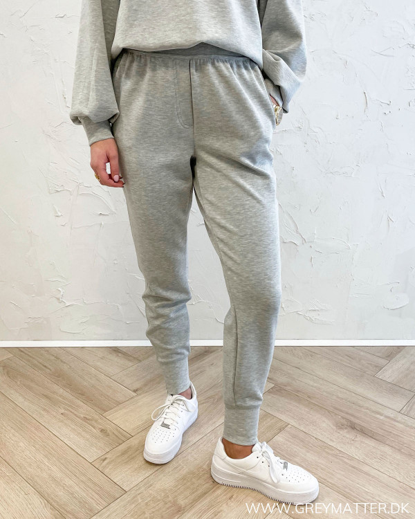 Sweat pants fra My essential wardrobe