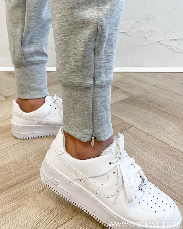 22 The Sweat Titanium Melange Pants