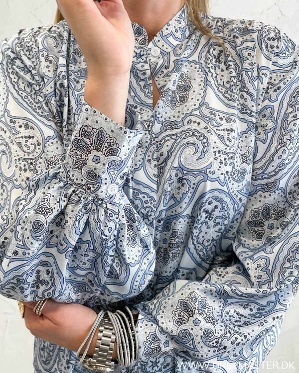 Cornelia Sky Silhouette Shirt