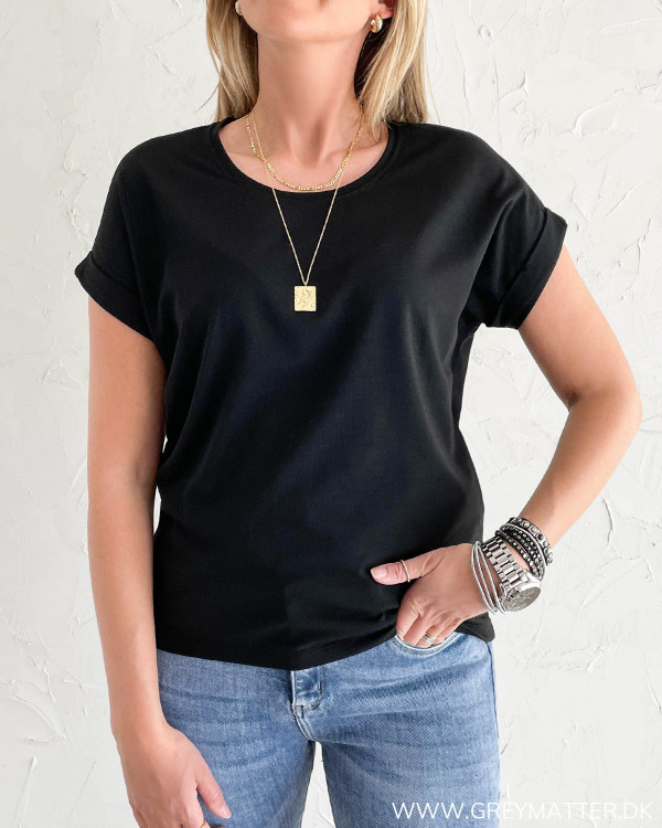 Sort basis t-shirt til damer i blød kvalitet
