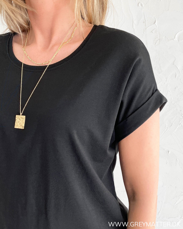 Sorte basis T-shirts til kvinder