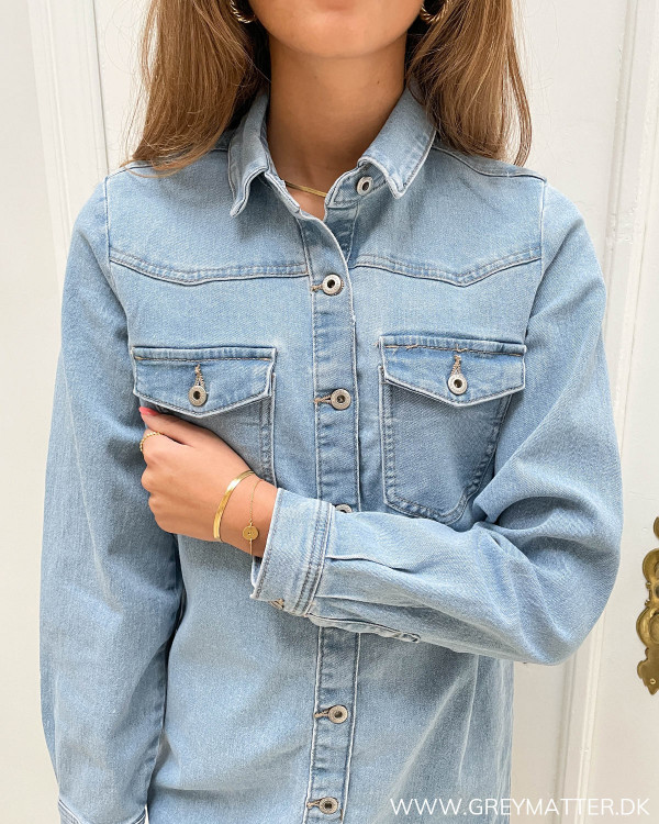 Kjole i lys denim