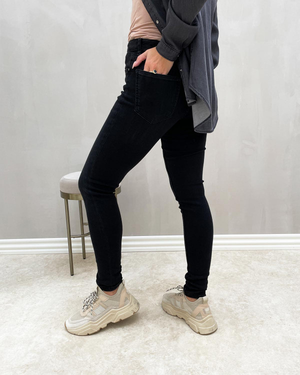 Bukser til damer - mørke denim jeans til damer