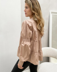 Beige skjorte til damer med detaljer