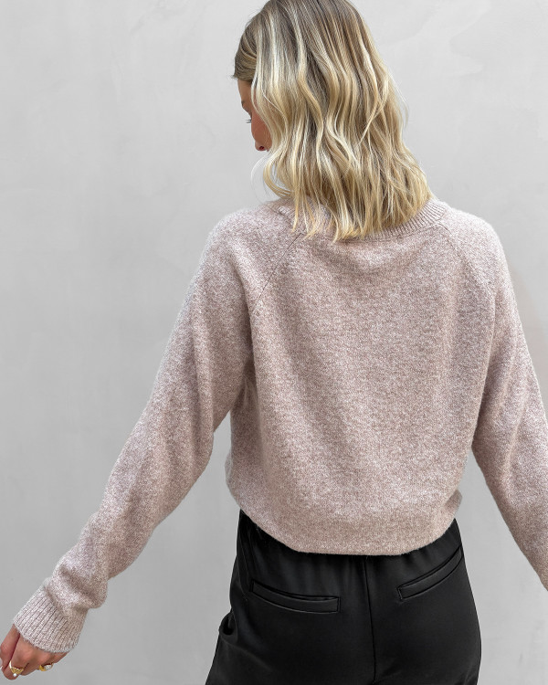 Vero Moda bluse i blød strik til damer