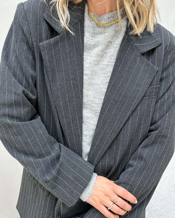 Grå stribet blazer til damer