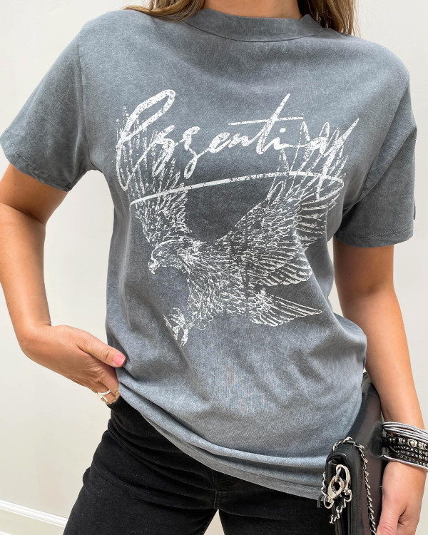 Cool ørne print tee fra My Essential Wardrobe