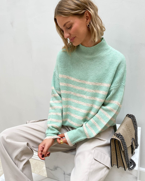 Mintgrøn sweater med striber til damer