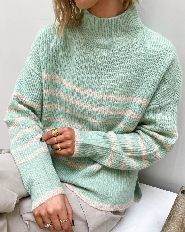 Mintgrøn sweater med striber til damer