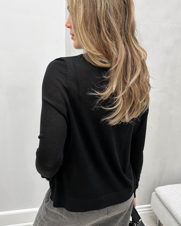 Klassisk sort bluse til damer