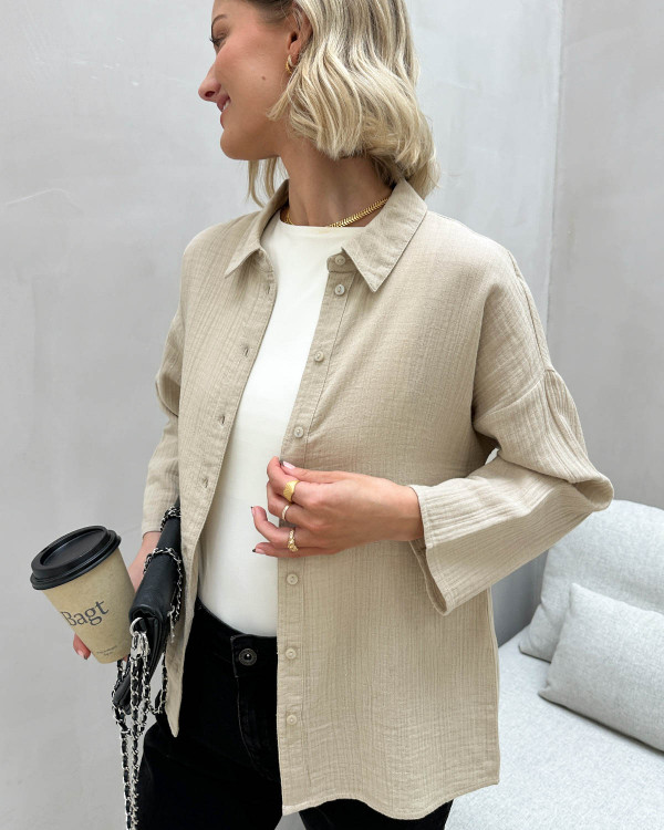 Vilania Feather Gray Button 3/4 Shirt