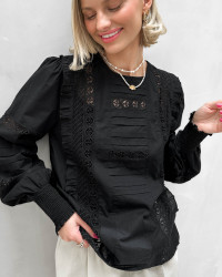Sort bomuldsbluse med broderie - Dame modetøj
