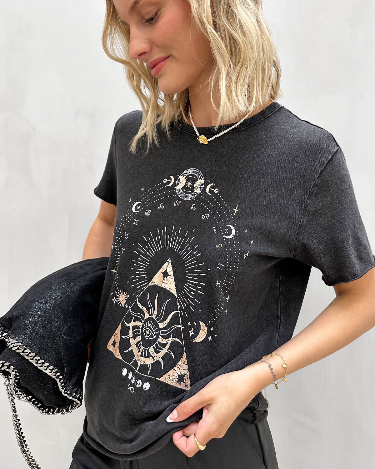 ONLY Onllucy Black Zodiac Reg S/S Top - S - Sort