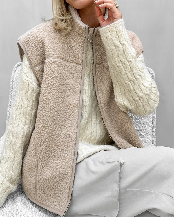 Teddy vest i casual stil