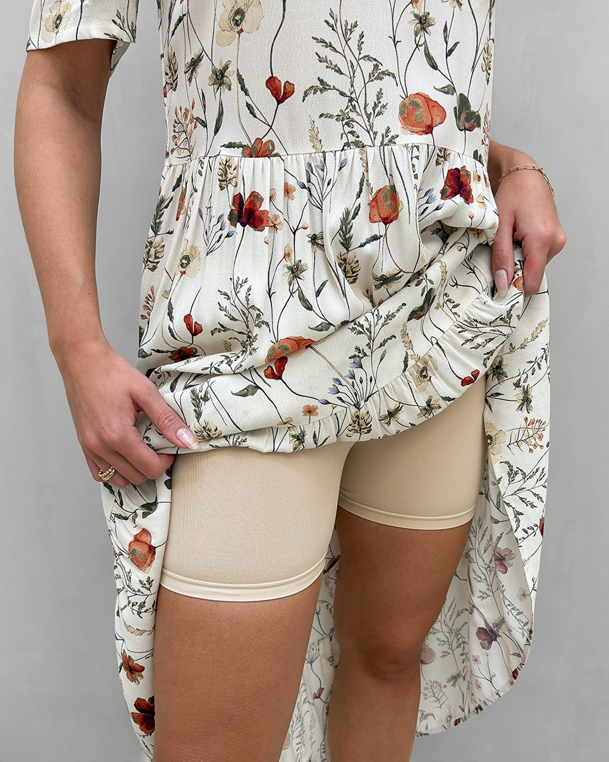 ONLY Onlvicky Peach Taffy Seamless Mini Shorts - XS/S - Beige