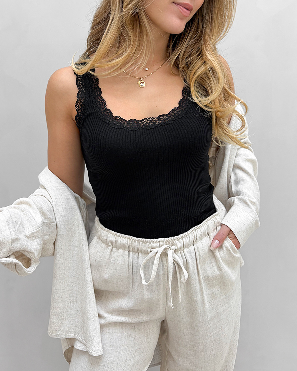 ONLY Onlsara Black Sharai Lace Tank Top - XS - Sort