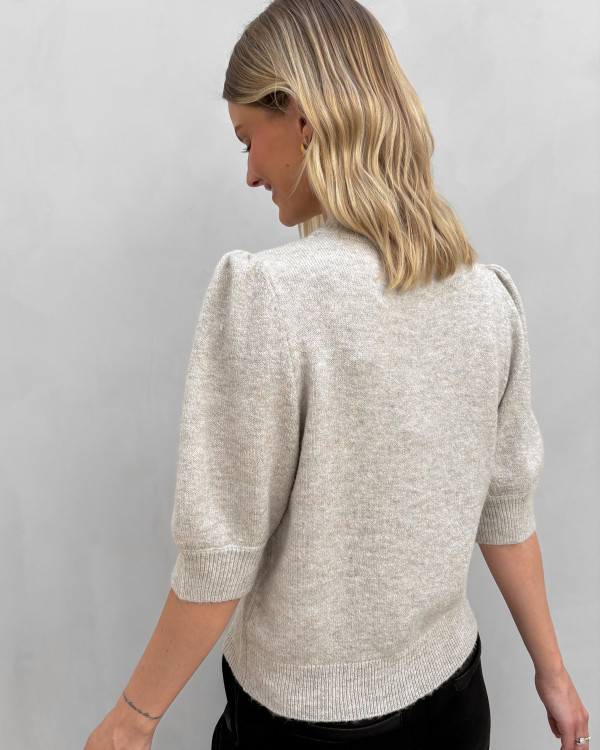 Beige strik med perler til damer