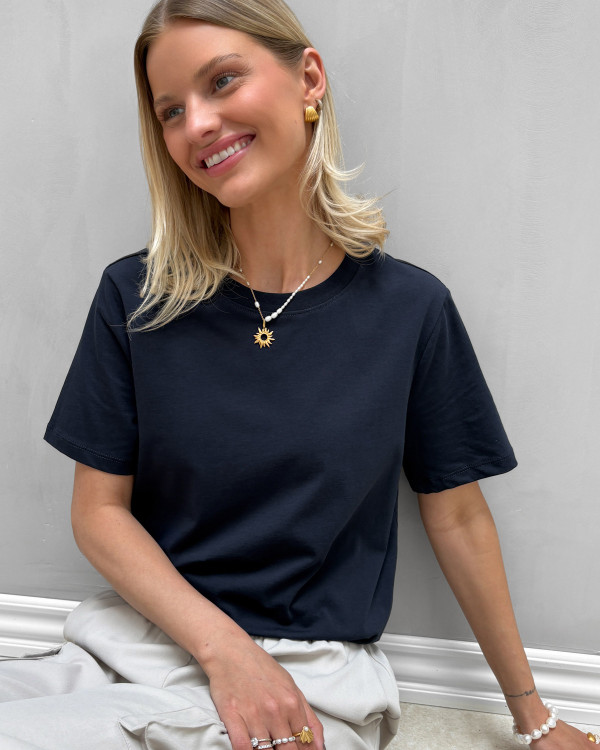 Mørkeblå t-shirt til damer