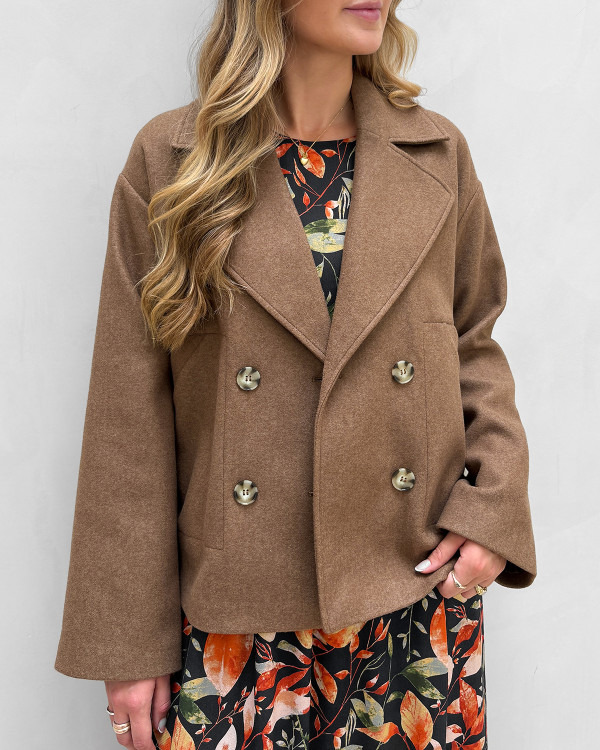Trench coat i kort design til damer