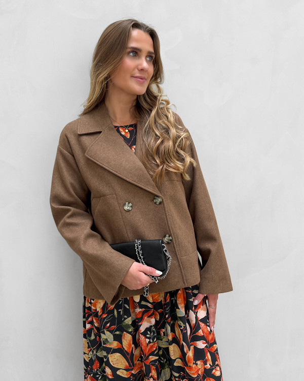 Trench coat i kort design til damer