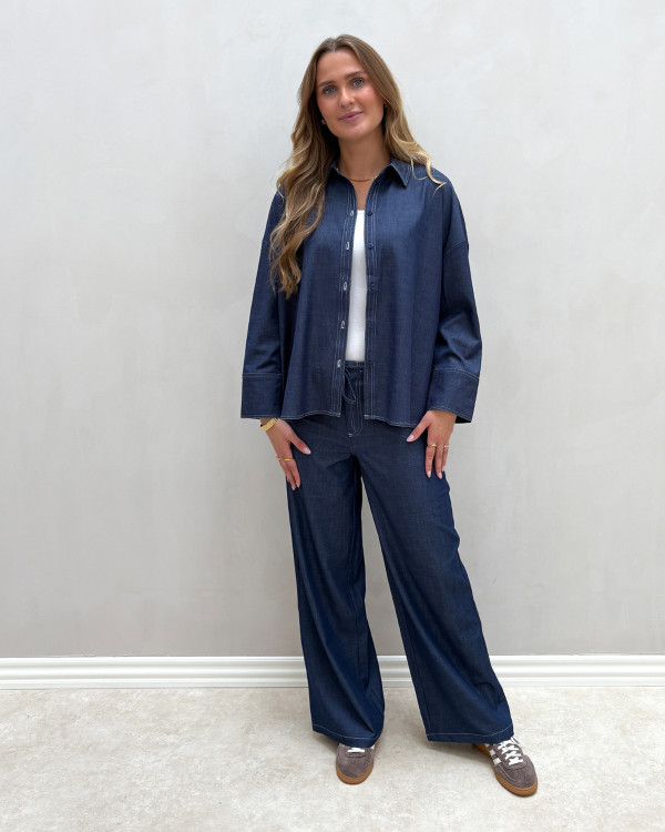 Denim skjorte i mørkeblå