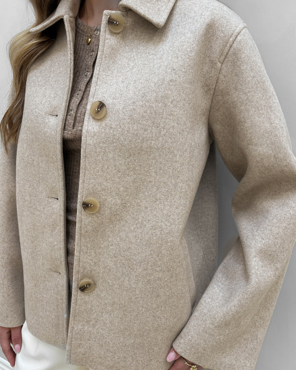 Beige jakke til damer