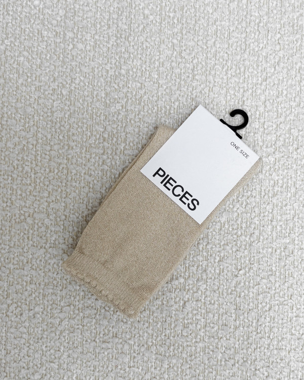 Beige glimmer strømper til damer