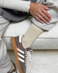 Beige glimmer strømper til damer
