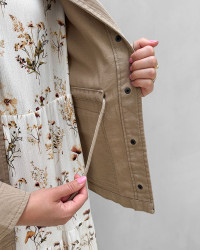 Beige jakke til damer