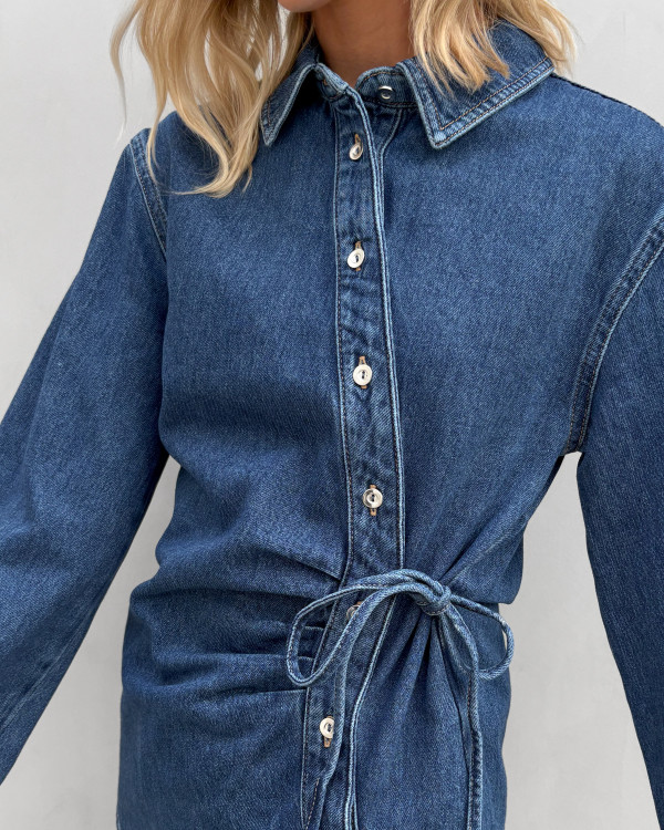 Blå denimskjorte til damer