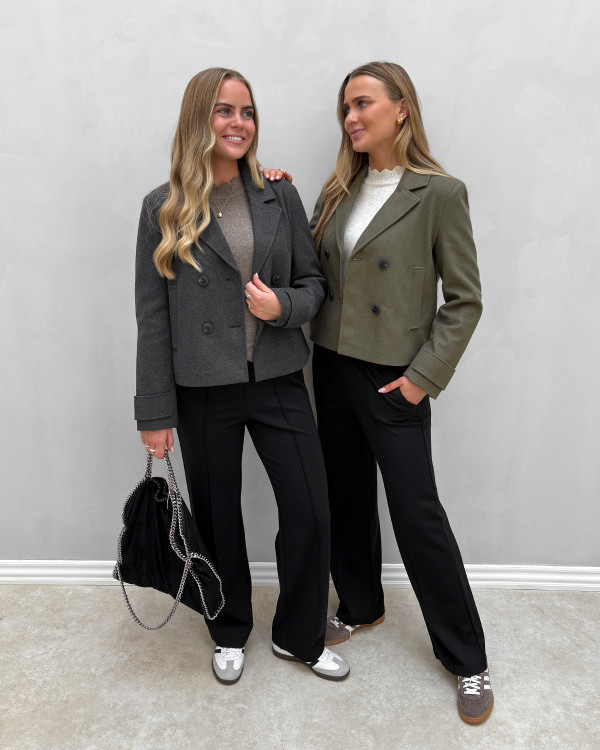 Mørkegrå jakke til damer - trenchcoat