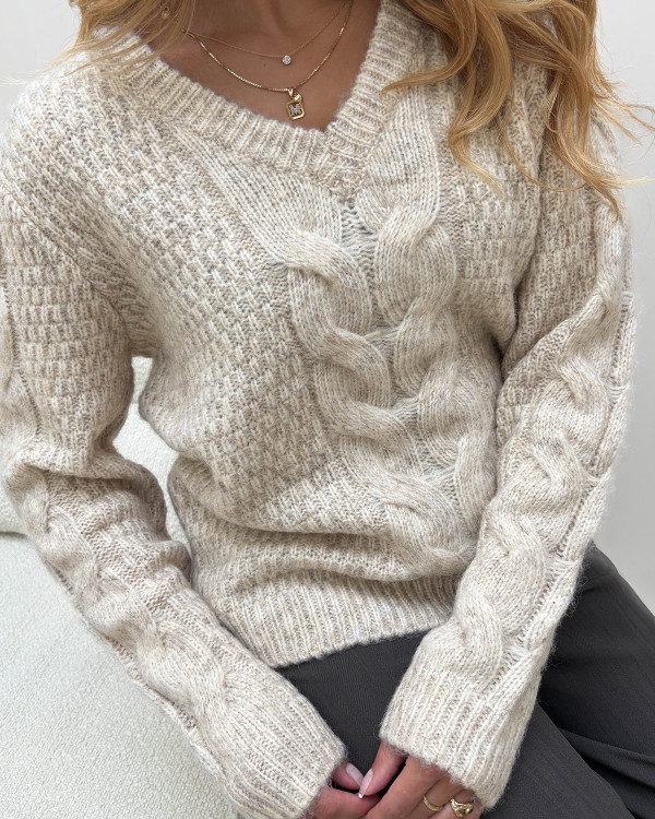 Striktrøje i v-neck til damer