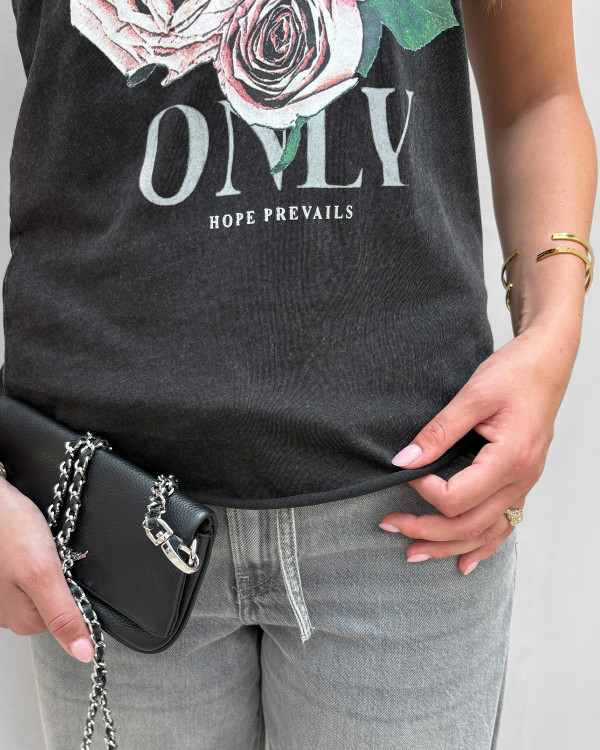 Sort t-shirt med print til damer