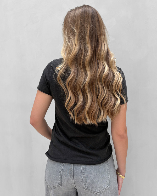 Sort t-shirt med print til damer