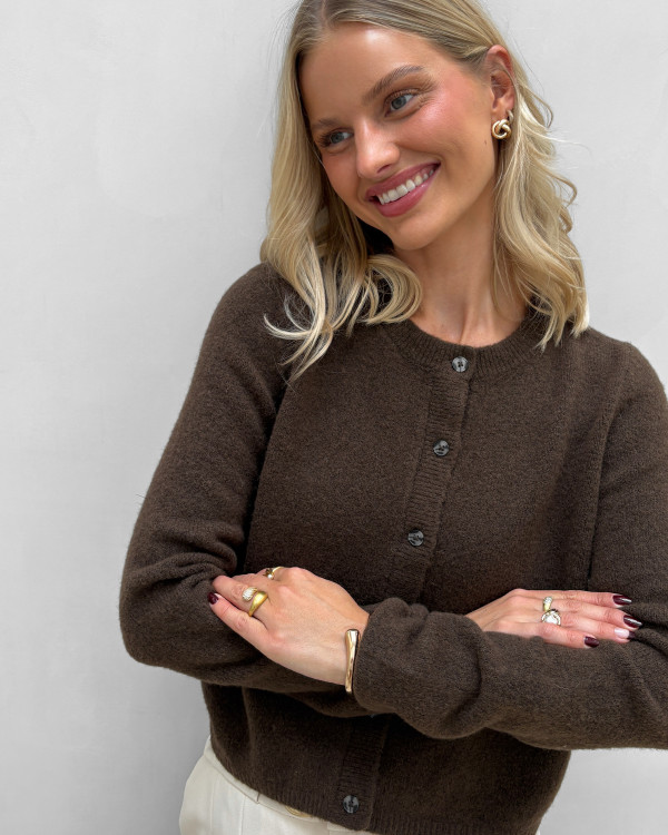 Brun cardigan til damer med knapper
