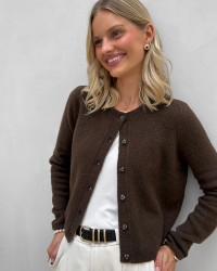 Brun cardigan til damer med knapper