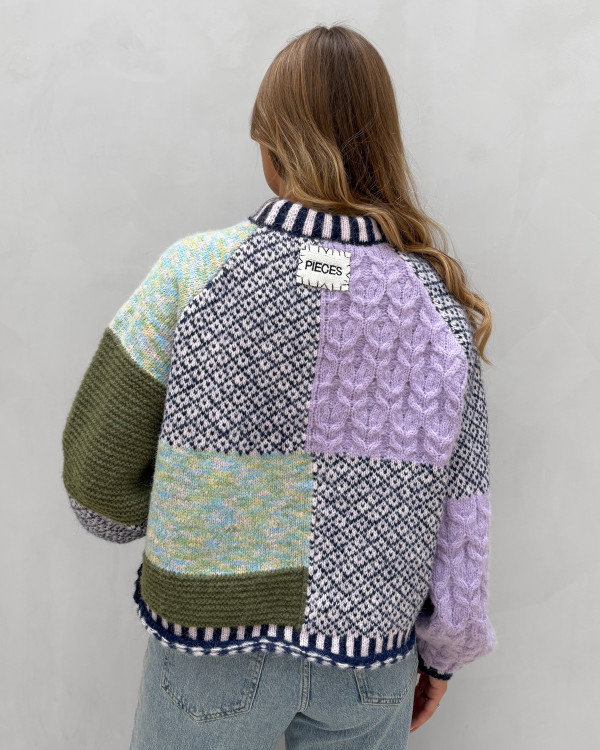Sweater i patchwork design