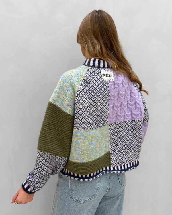 Sweater i patchwork design