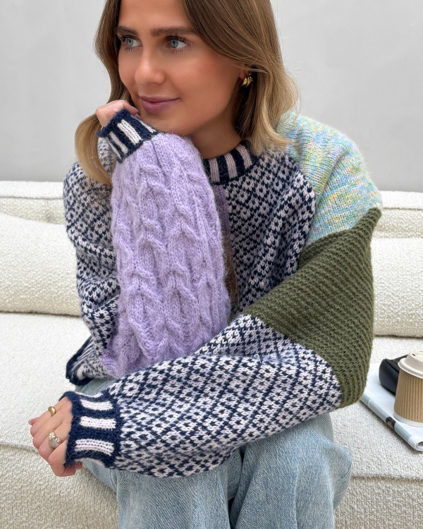 Sweater i patchwork design