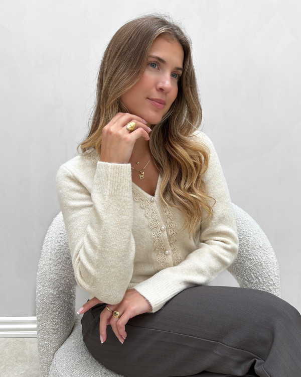 cardigan med blonder 
