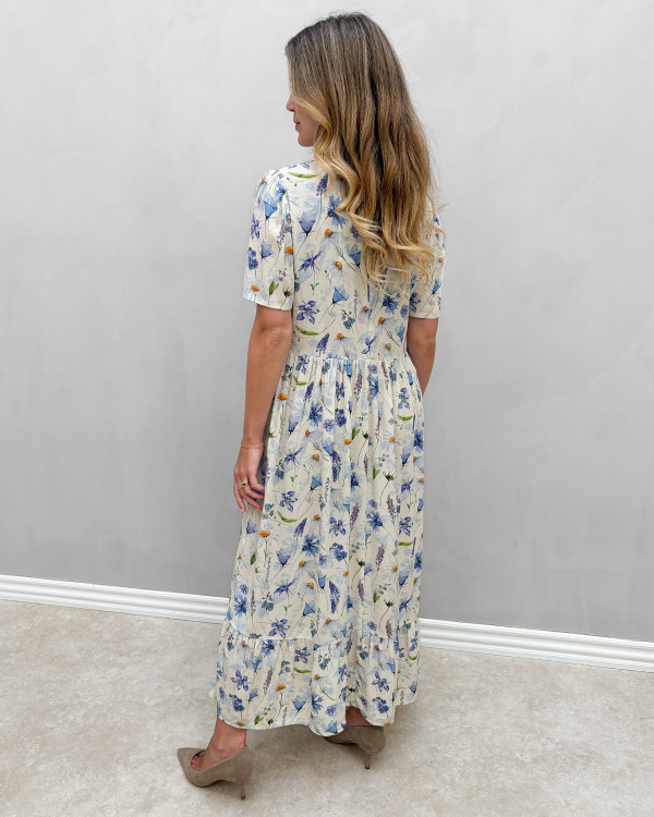 Kjole med blå farver - midi dress