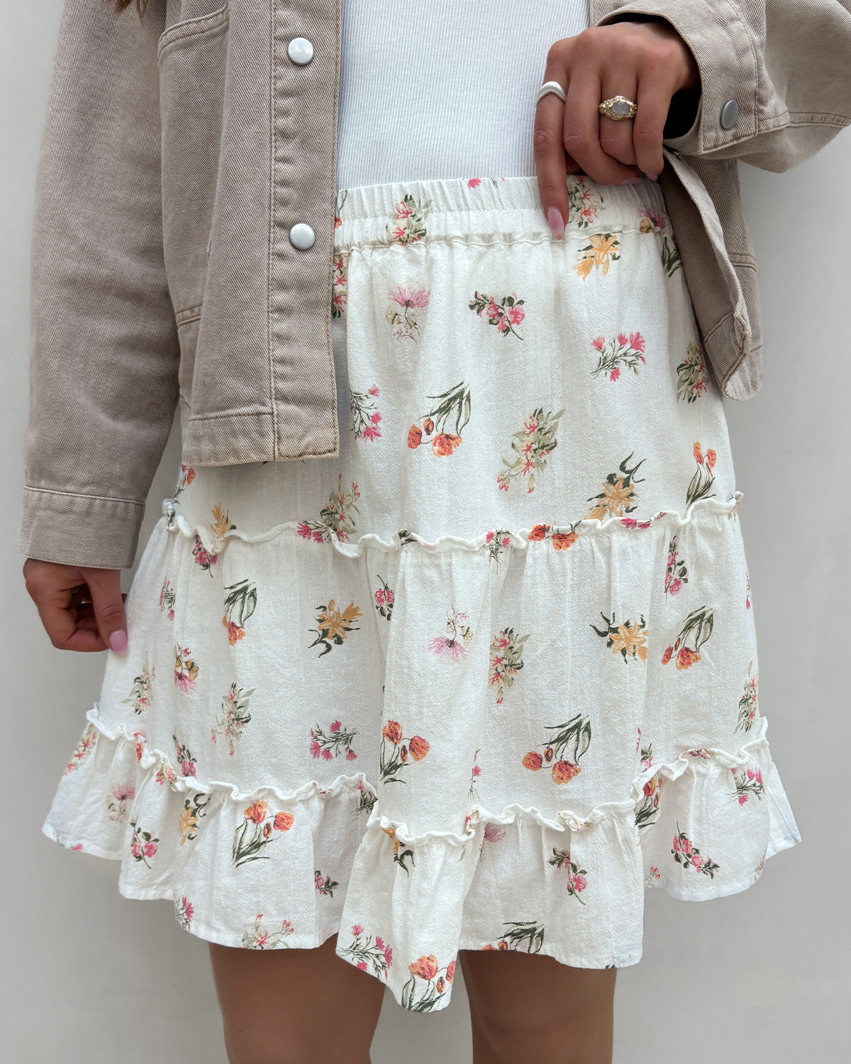 Pieces Pcemma Bright White Flower Hw Short Skirt - M - Hvid