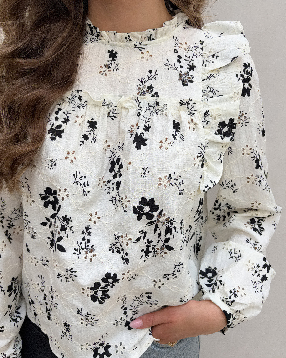 ONLY Onlrella Cloud Dancer Flower Life Ls Emb Frill Top - M - Hvid