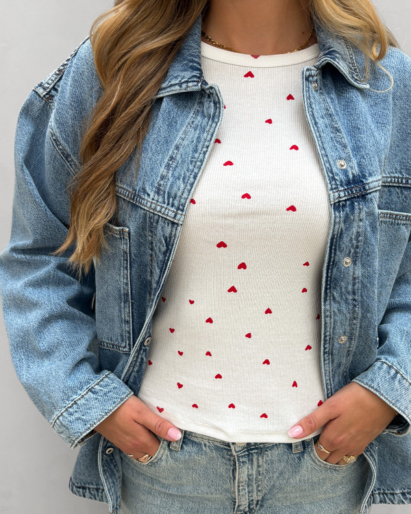 T-shirt med hjerter til damer