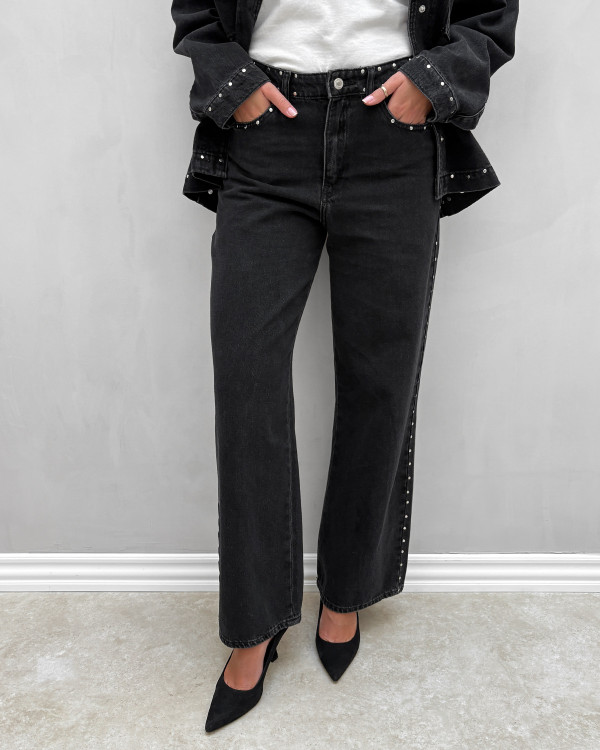 Cool sort denim buks med nitter