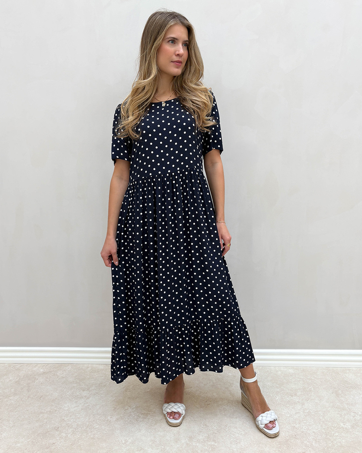 JDY Jdyaia Sky Captain Cloud Dancer Dots S/S Midi Dress - XS - Blå